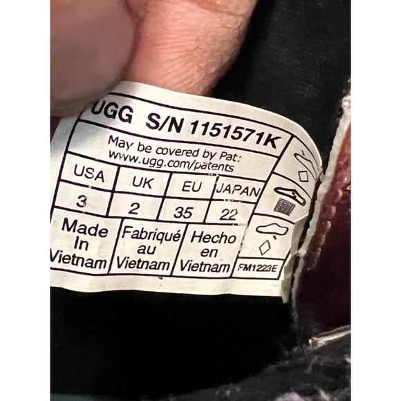 UGG - KIDS ASHTON LACE UP GLITTER ANKLE BOOTS - Picture 12 of 12